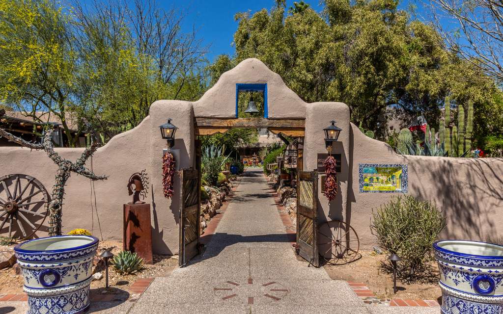 Hacienda del Sol Resort